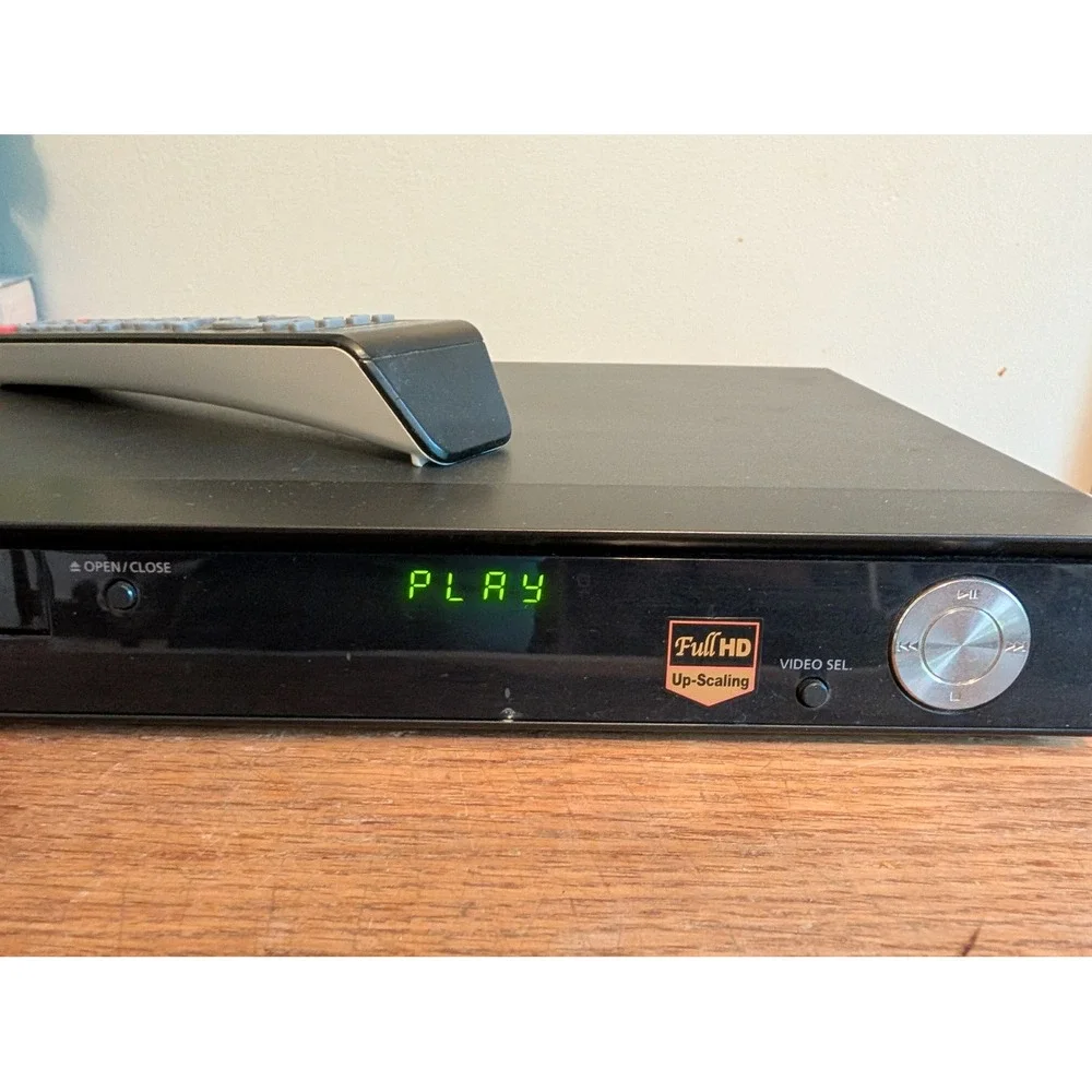 Samsung DVD-1080P7 DVD Player Full HD Up-Scaling HDMI Black with Remote Tested